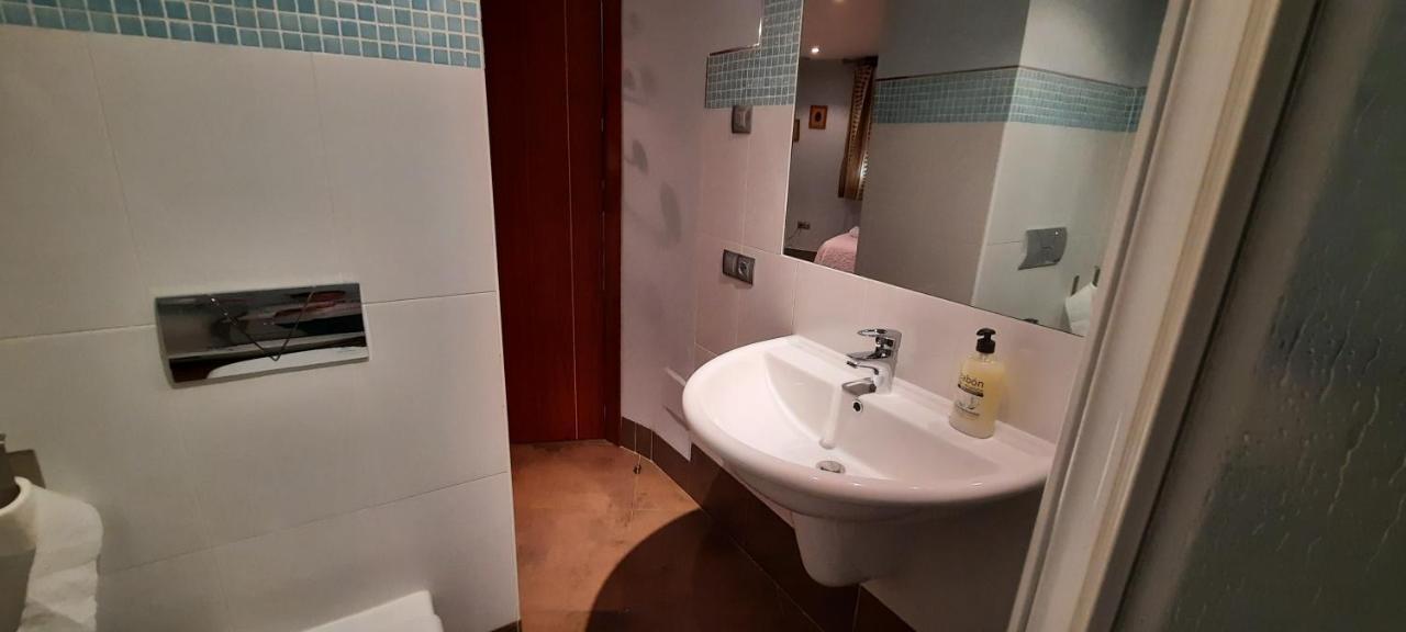 Palacio Sirvente Mieres - Parking Gratuito Andújar Zewnętrze zdjęcie