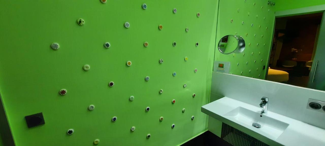 Palacio Sirvente Mieres - Parking Gratuito Andújar Zewnętrze zdjęcie